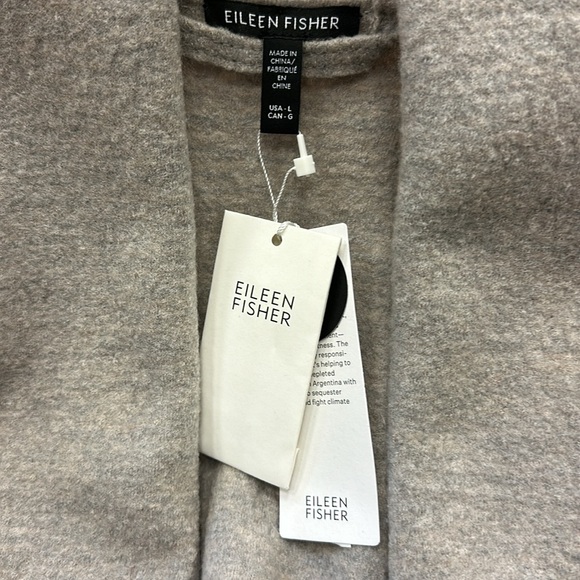 NEW EILEEN FISHER 
WOOL Coat 🧥  Gorgeous color 
APROX PIT - PIT 27”
LENGTH 45” - Picture 7 of 16